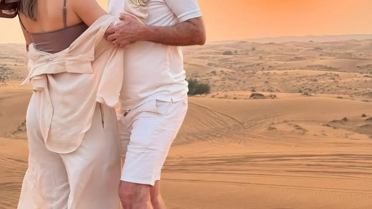 Top 10 Things to Do in a Dubai Desert Safari Camp 14 desert safai fell love